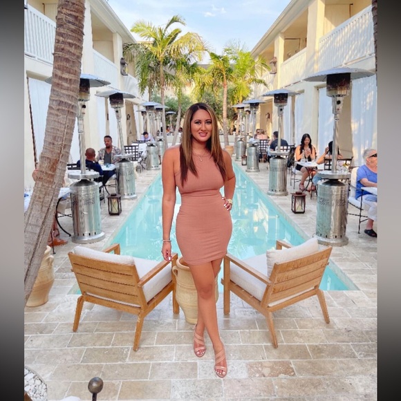 Meet your Posher, Lainey - Picture 6 of 10